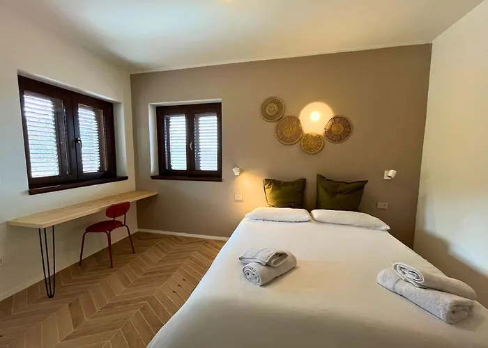 Alberi Maestri Eco Retreat Oda ve Kahvaltı Satriano di Lucania